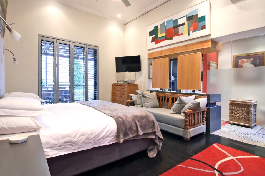 To Let 2 Bedroom Property for Rent in Green Point Western Cape